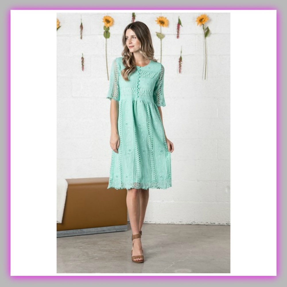 SWEET MINT CROCHET DRESS